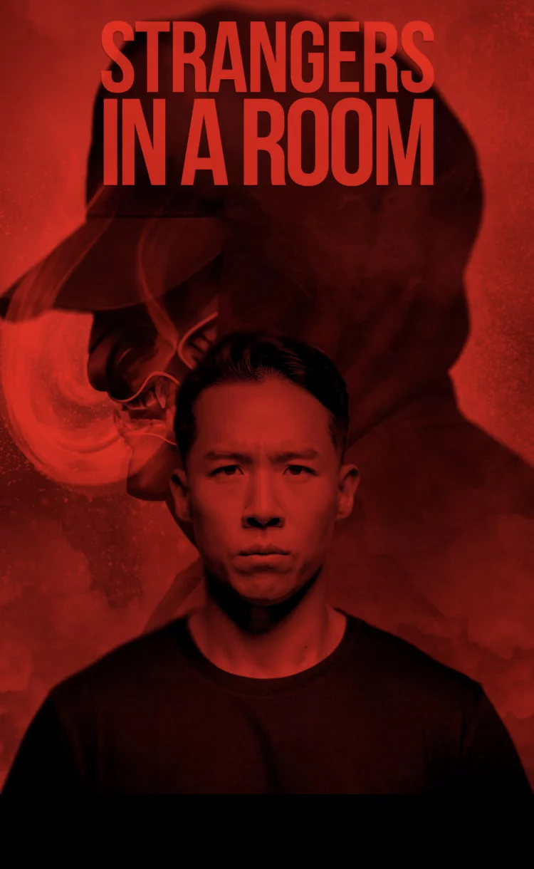 Не один дома Постер